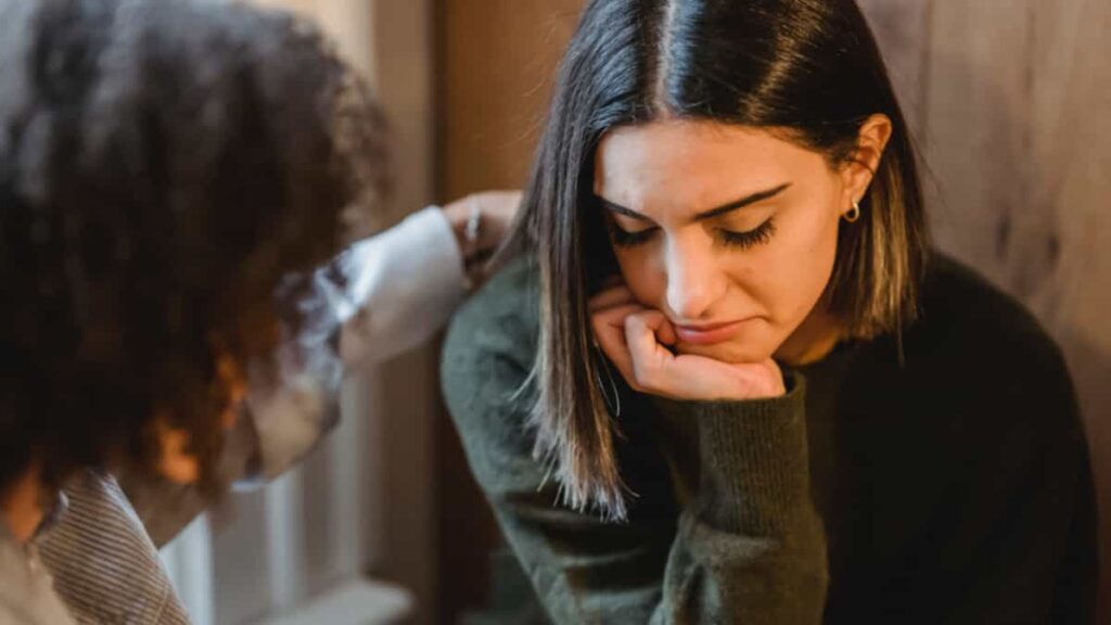 mi pareja tiene ansiedad y se aleja, entiende los miedos de tu pareja